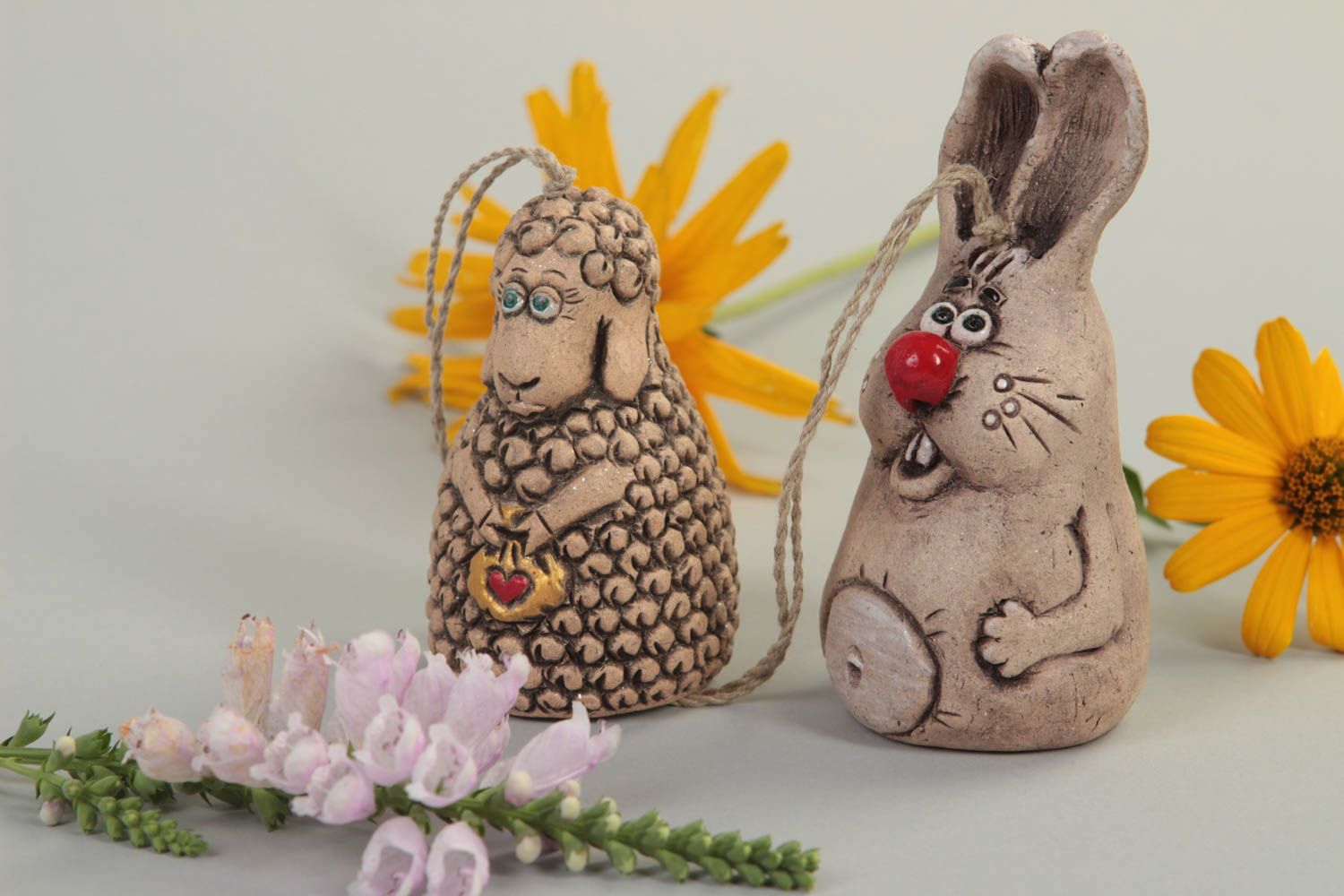 Figuras hechas a mano campanitas de cerámica animales en miniatura bonitos foto 1