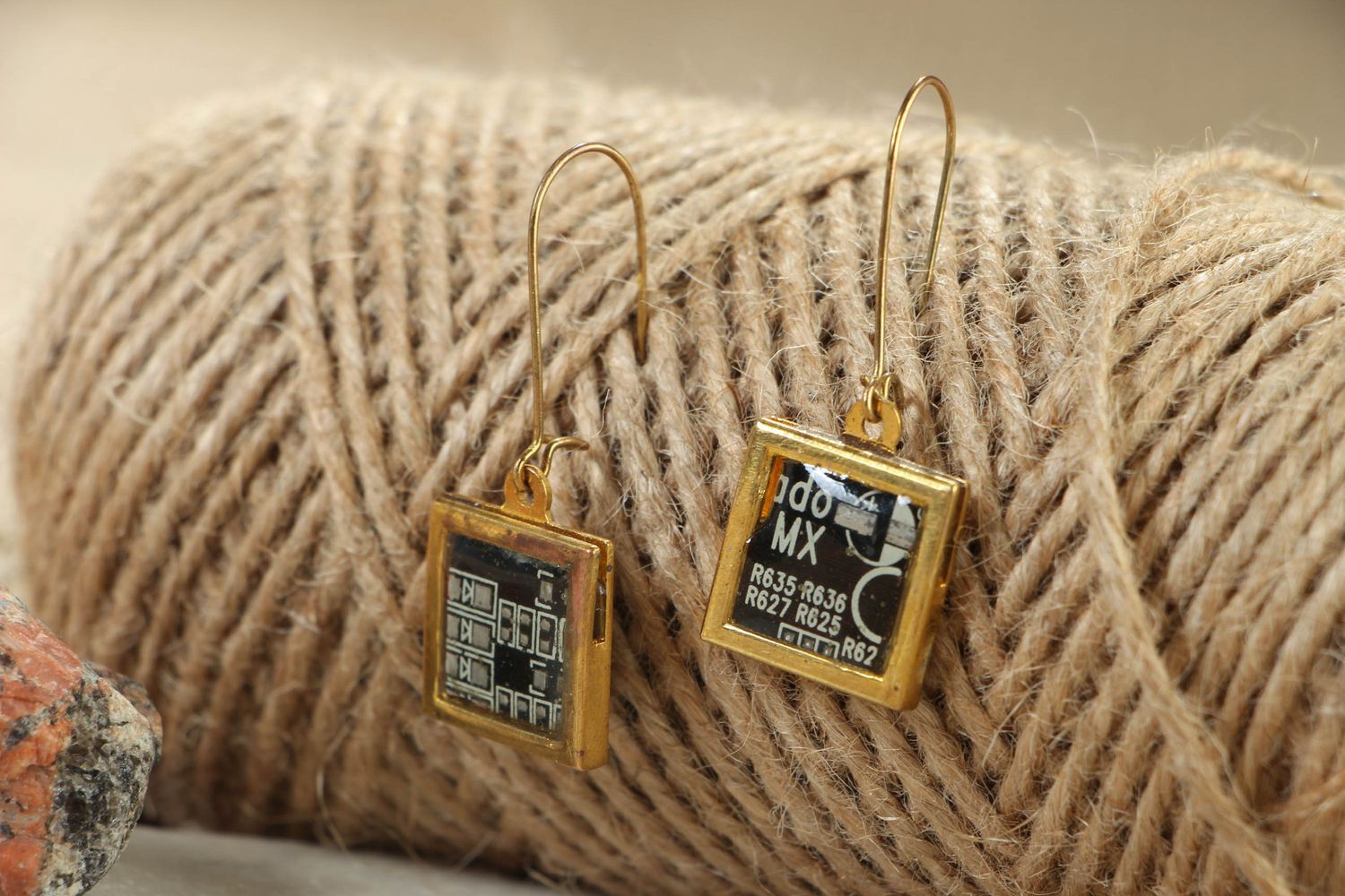 Square metal earrings in steampunk style photo 4
