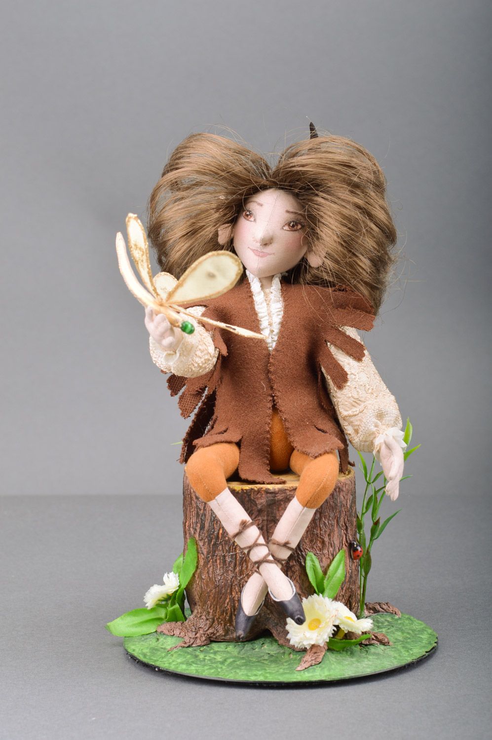 Exklusive handgemachte künstlerische Puppe aus Stoff handmade in Form vom Elfe foto 1