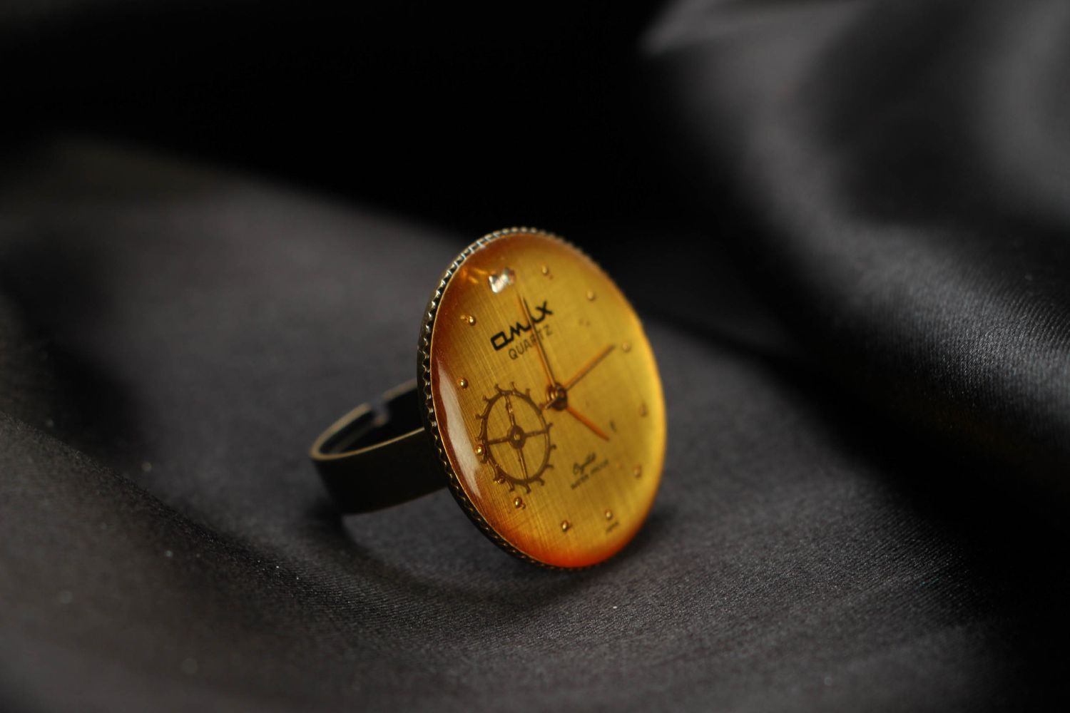 Handmade ring with clockwork mechanism photo 1