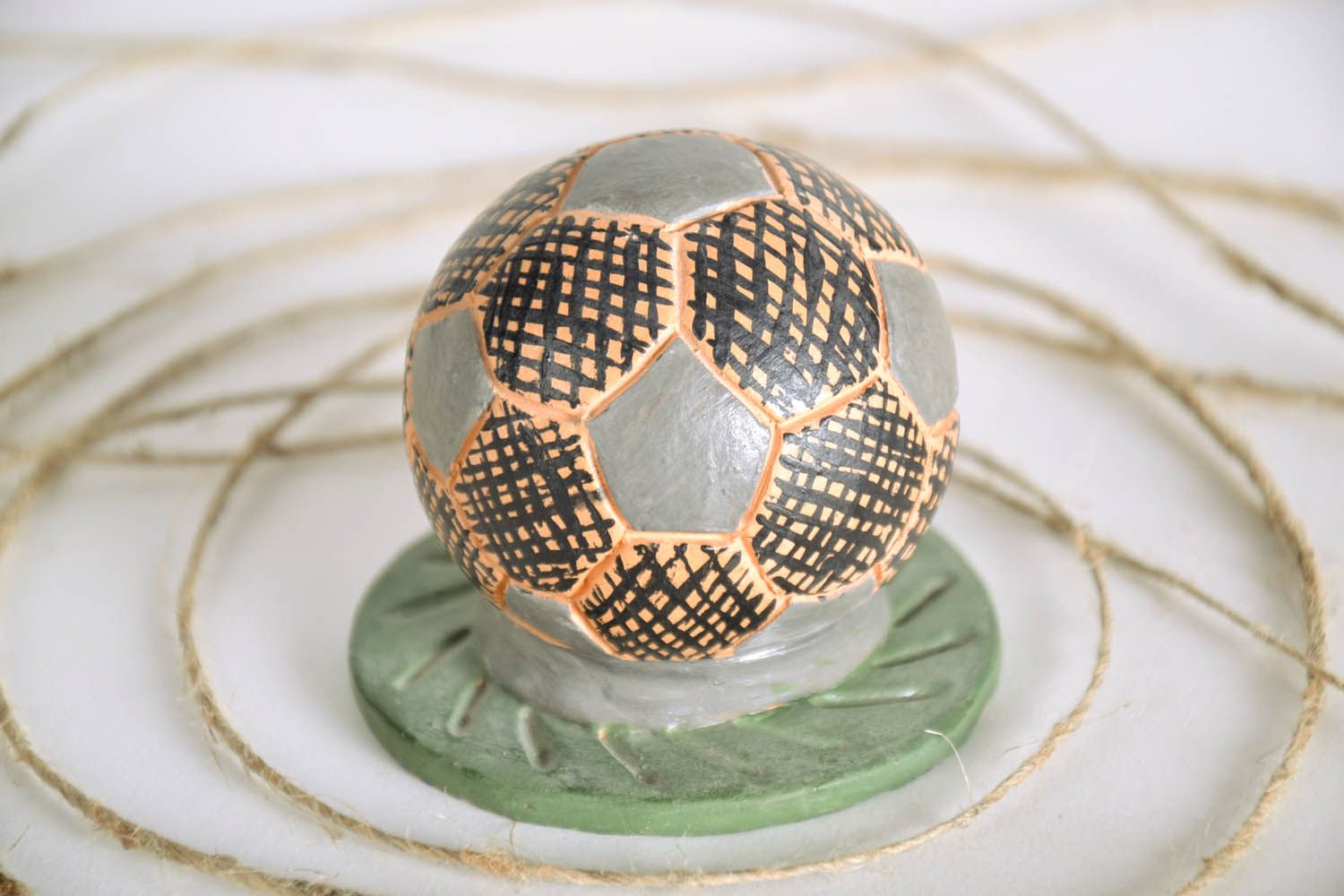 Керамическая статуэтка Футбольный мяч фото 1