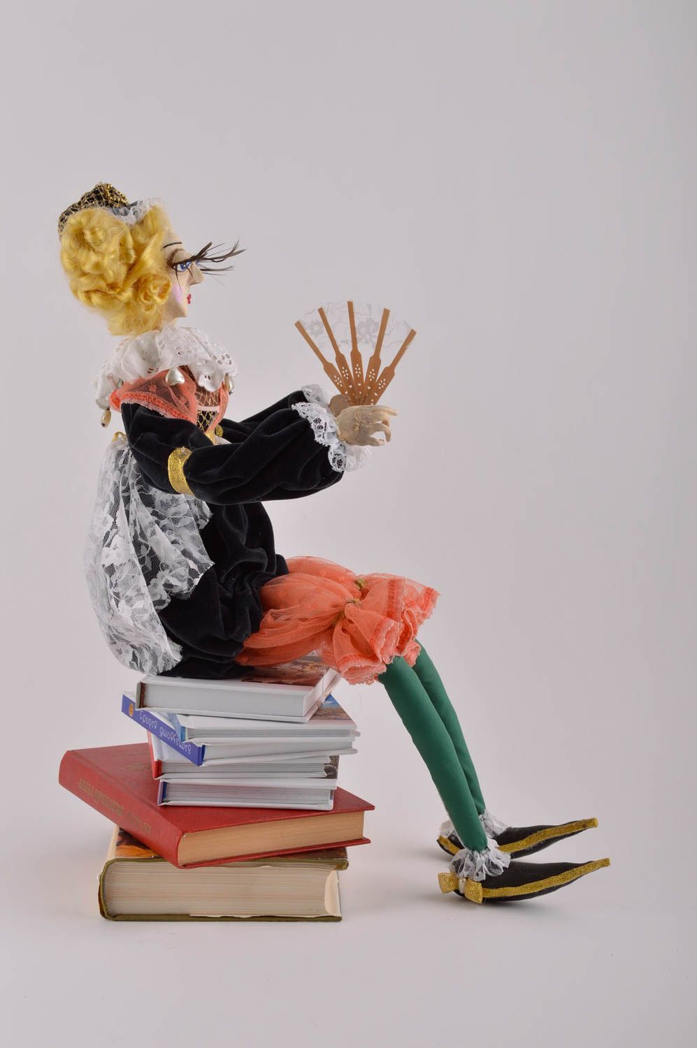 Авторская кукла ручной работы креативный подарок кукла для интерьера Виола фото 3