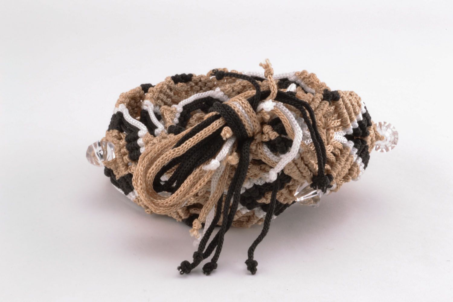 Cintura da donna intrecciata fatta a mano cinghia di fili in colore marrone foto 2