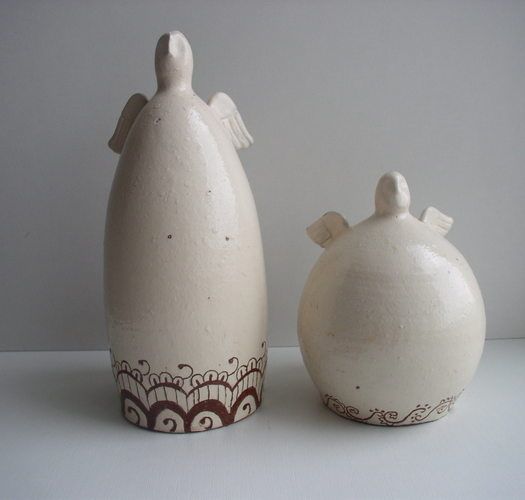 Figuras de barro hechas a mano de cerámica con esmalte  foto 1