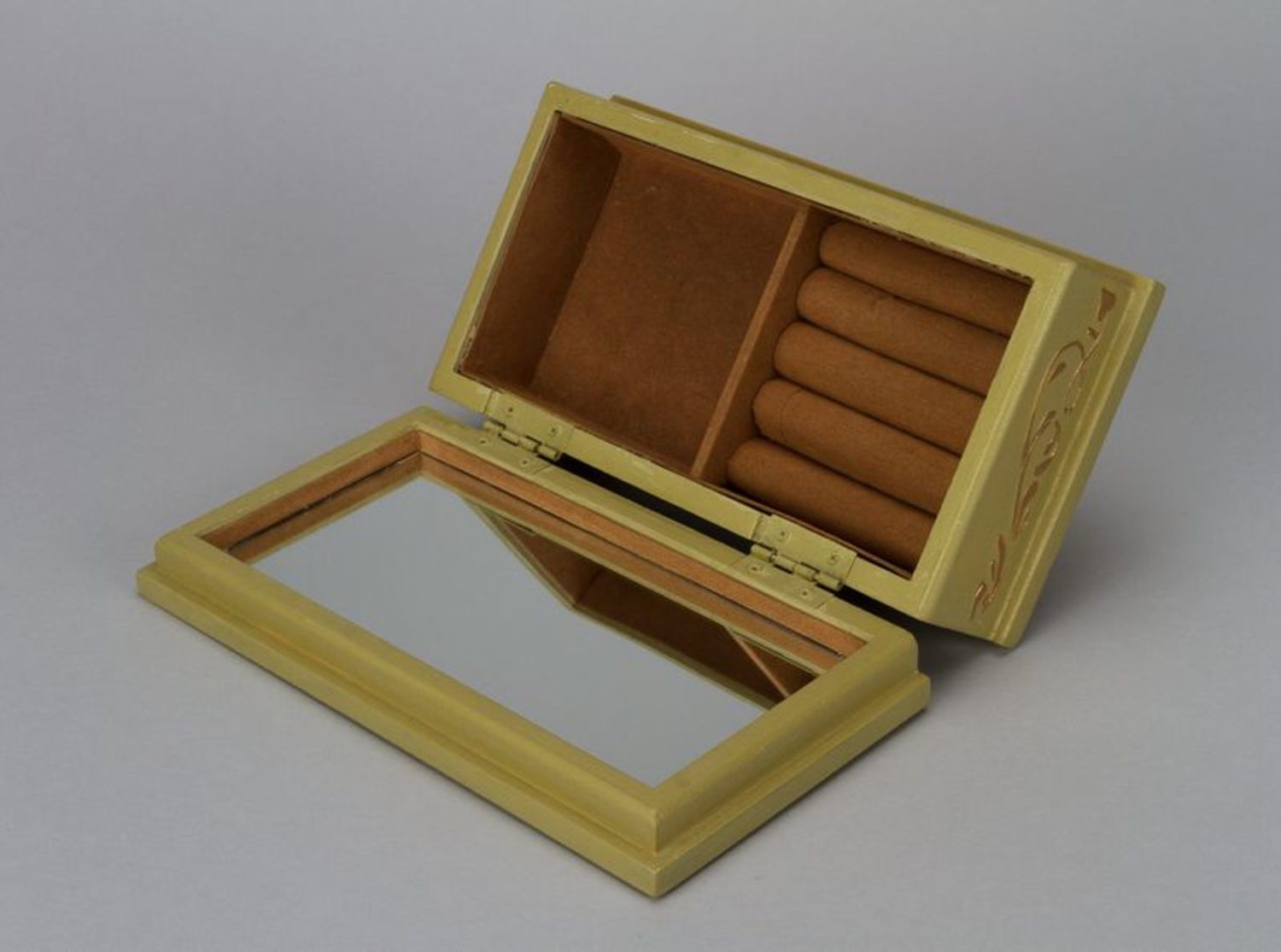 Wooden box for jewelry with glass photo 3