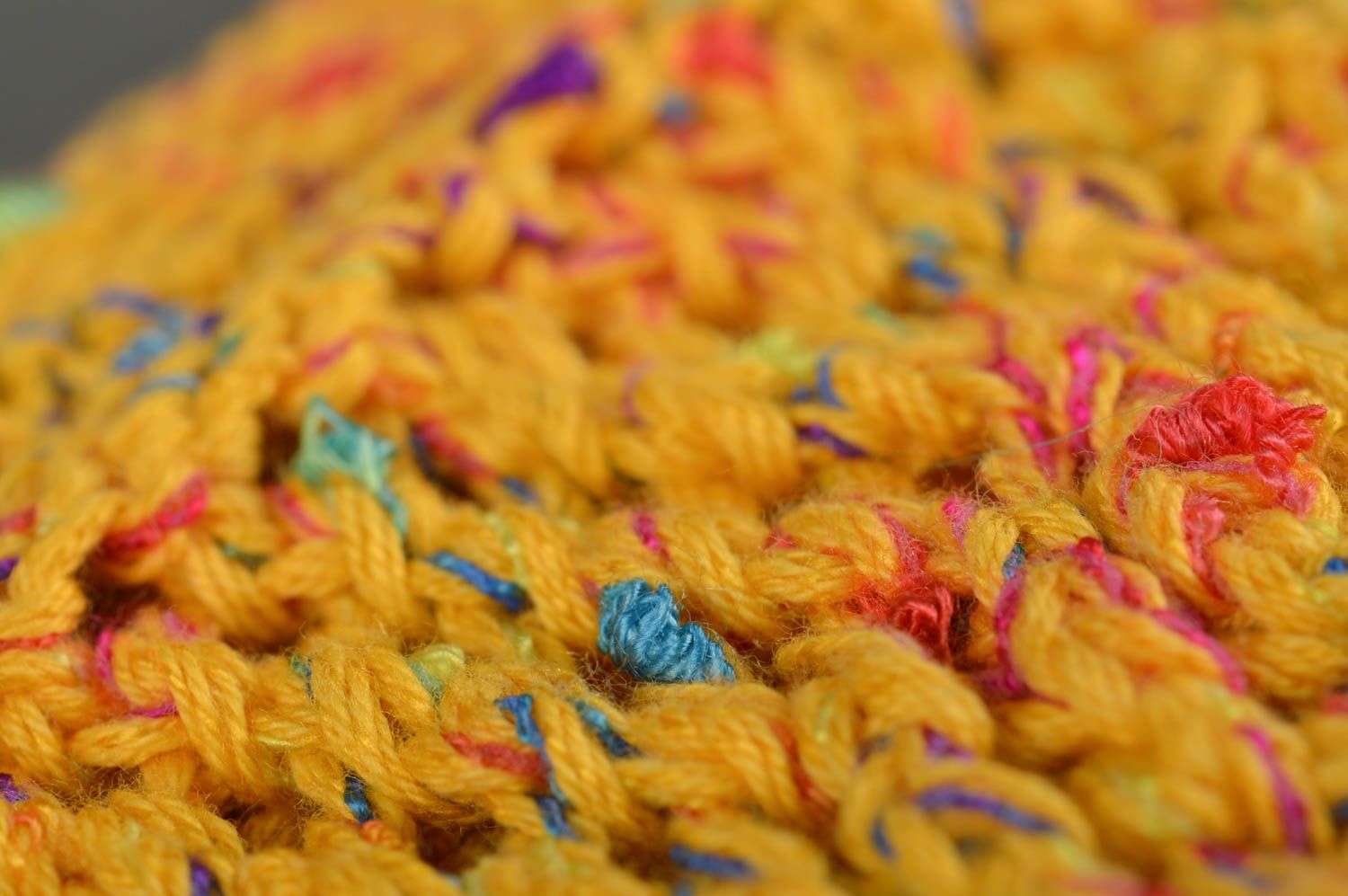 Bonnet tricot fait main Chapeau au crochet design léger jaune Vêtement enfant photo 5