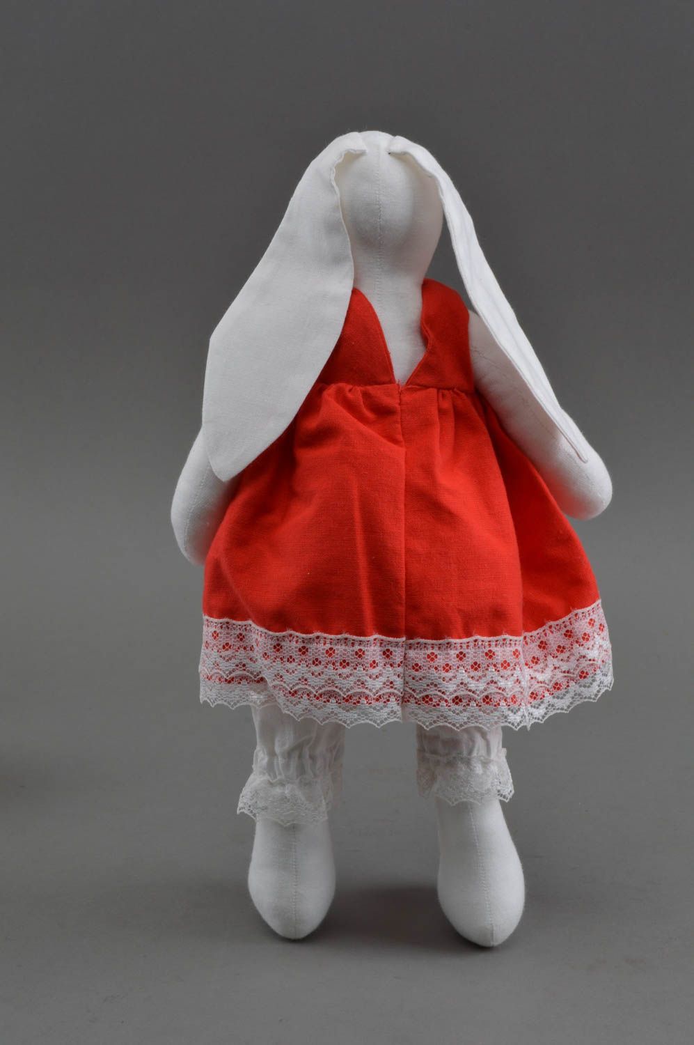 Joli jouet mou fait main en coton et lin naturels Lapine en robe rouge cadeau photo 3