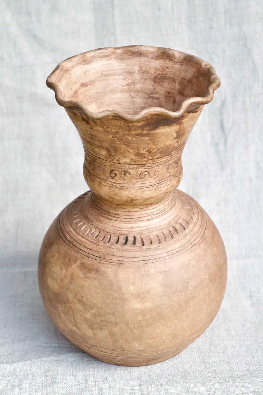 Large ceramic handmade flower 100 oz vase 10, 3 lb photo 5