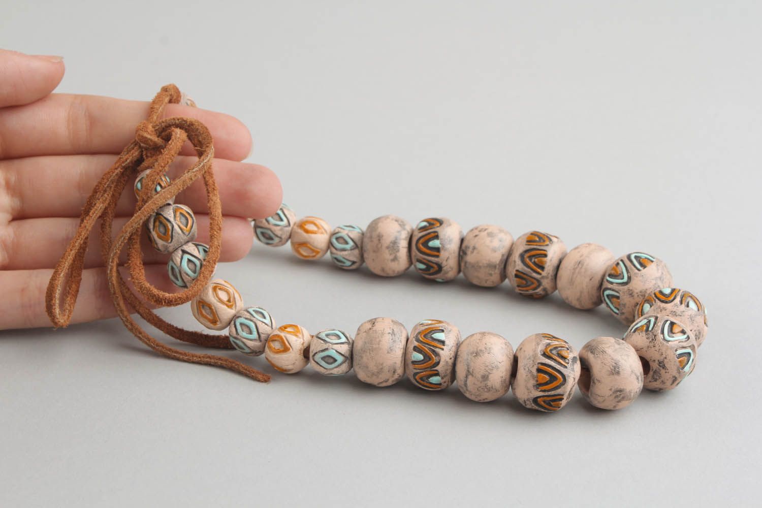Clay beads in ethnic style photo 2