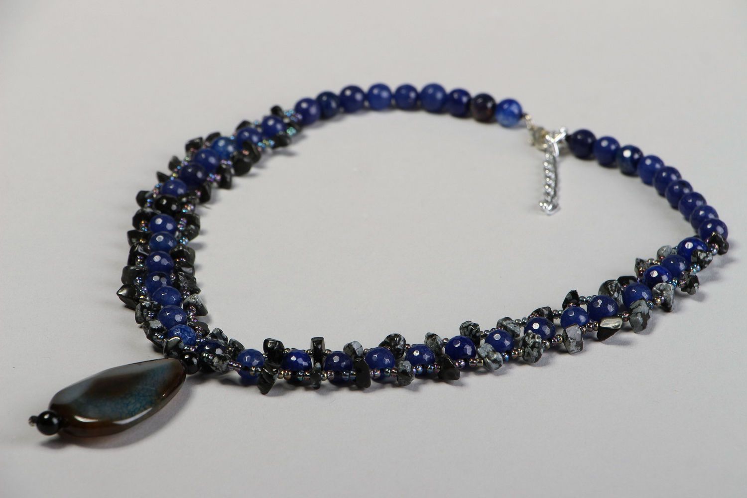 Necklace with agate, lapis lazuli and obsidian photo 1