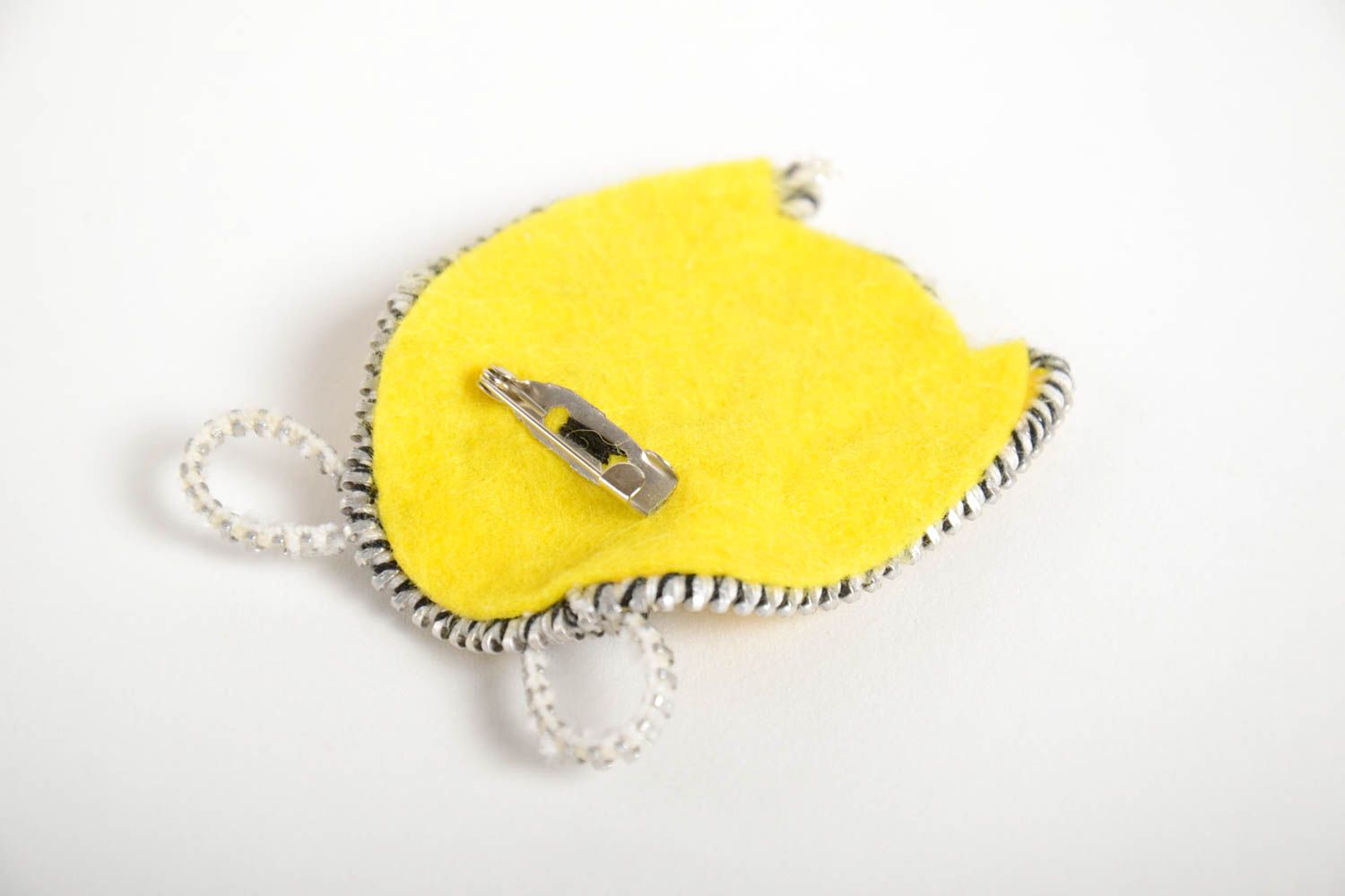 Handmade fabric brooch designer textile brooch for girl fashion jewelry photo 3
