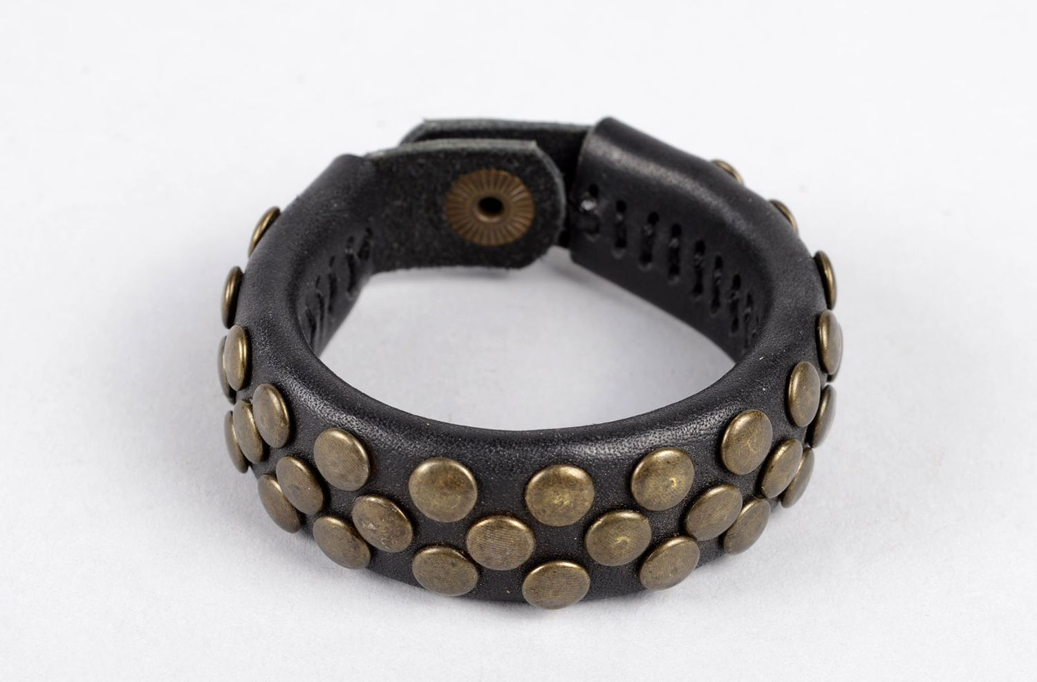Bracelet en cuir naturel Bijou fait main unisexe avec rivets Cadeau original photo 1