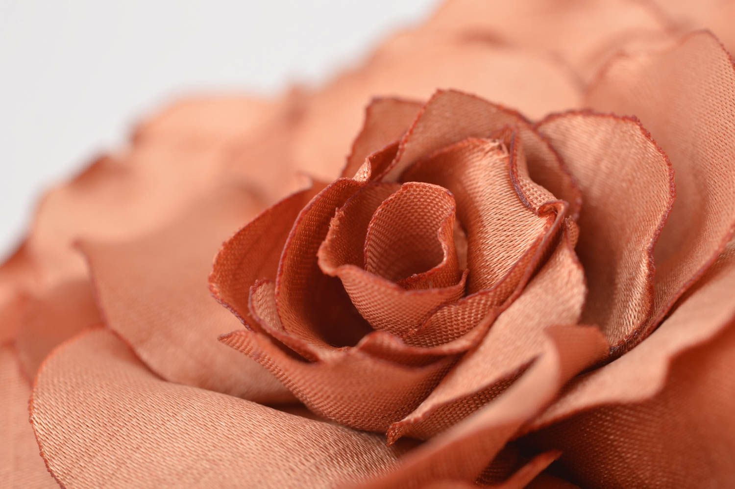 Handmade Schmuck Brosche Haarspange Blume Haar Accessoires kupferrote Rose foto 4