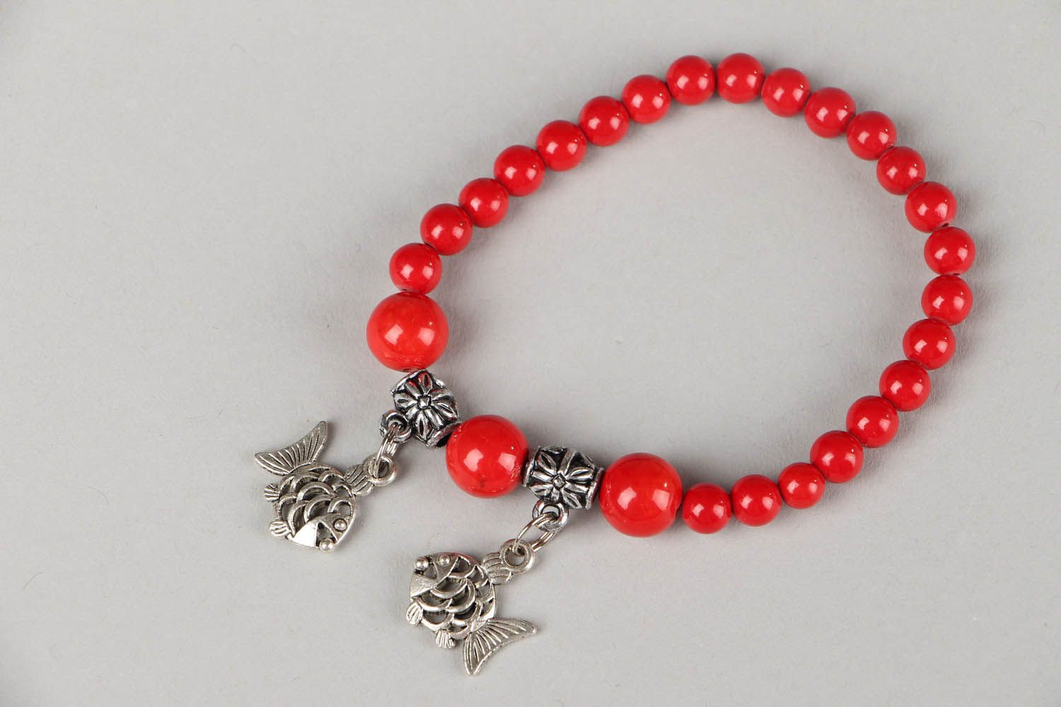 Bracelet with natural coral stone photo 2