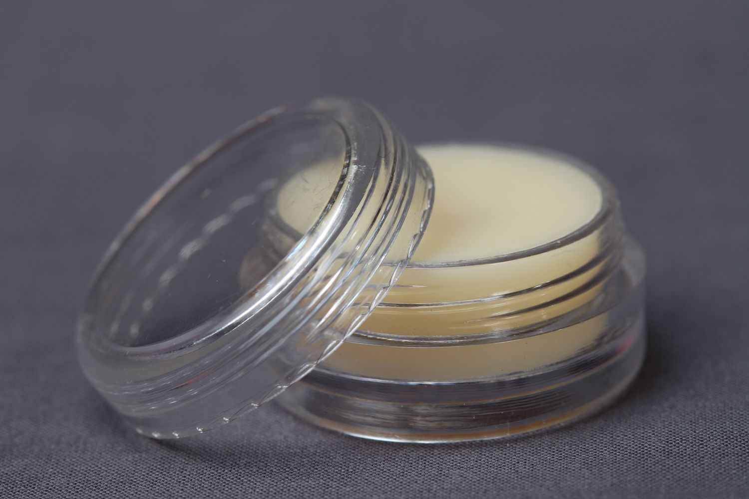 Solid perfume with sweet herbal aroma photo 4