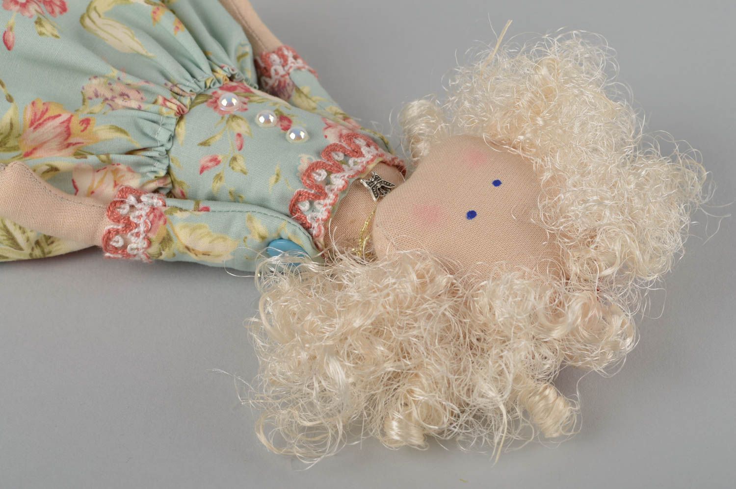 Мягкая игрушка куклы ручной работы коллекционная кукла фея в зеленом красивая фото 3