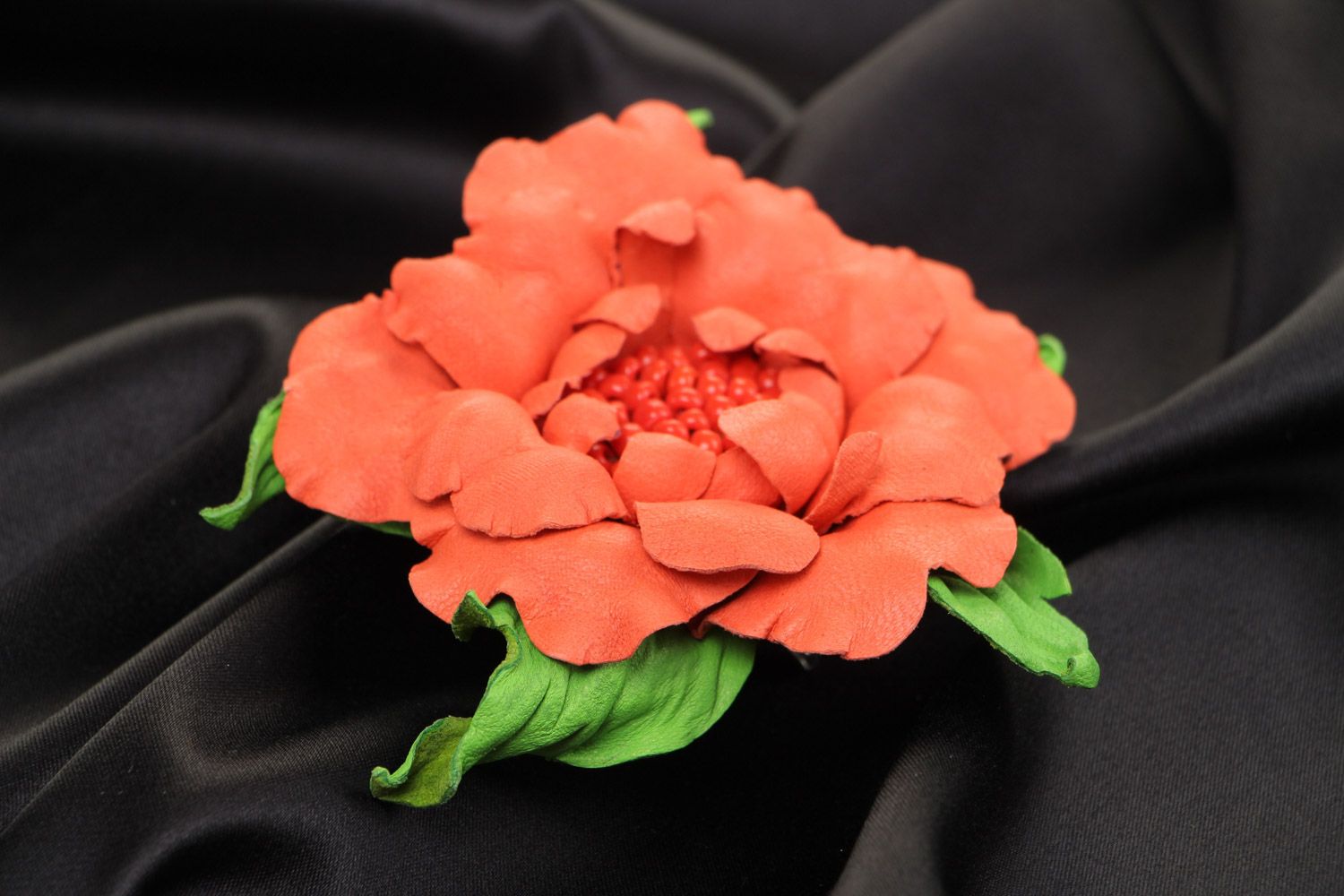 Broche en cuir naturel belle élégante faite main accessoire fleur orange photo 1