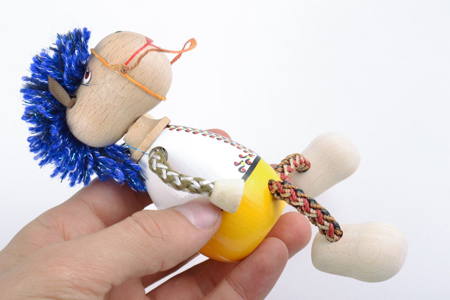 Öko Spielzeug aus Holz künstlerisch handmade Niedliches Pferd für Kinder foto 2