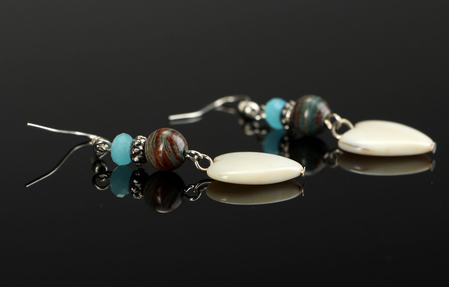 Clips with jasper, mother-of-pearl and crystal photo 2