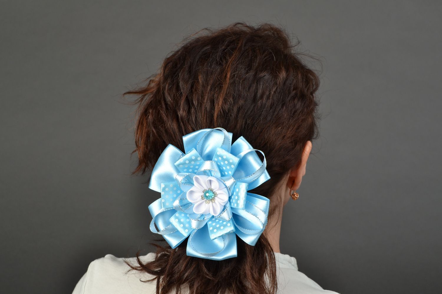 Ensemble d'élastiques à cheveux fleurs rubans de reps bleus faits main 2 pièces photo 2