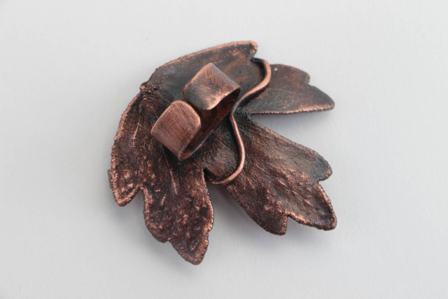 Handmade designer copper jewelry ring with natural cornelian stone photo 4