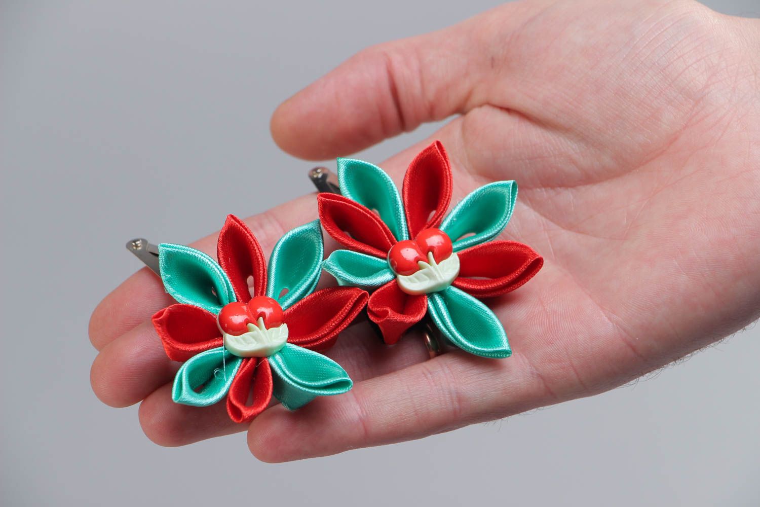 Set of 2 handmade satin hair clips with kanzashi flowers and cherries for girls photo 5