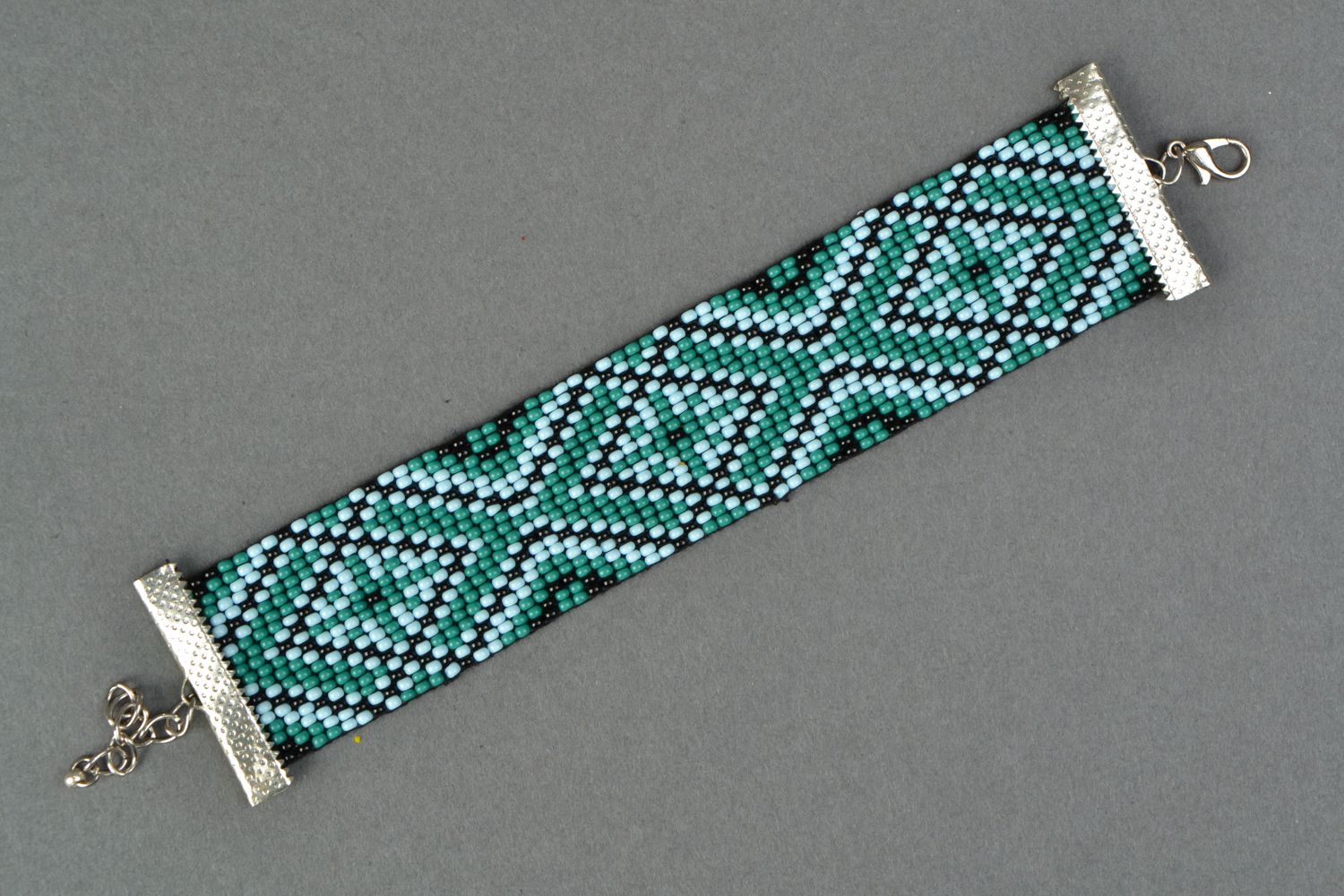 Bracelet en perles de rocaille style ethnique fait main photo 1
