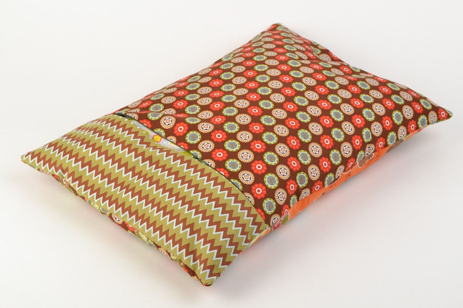 Almohada decorativa para sofá en técnica de patchwork de algodón rectangular artesanal foto 4