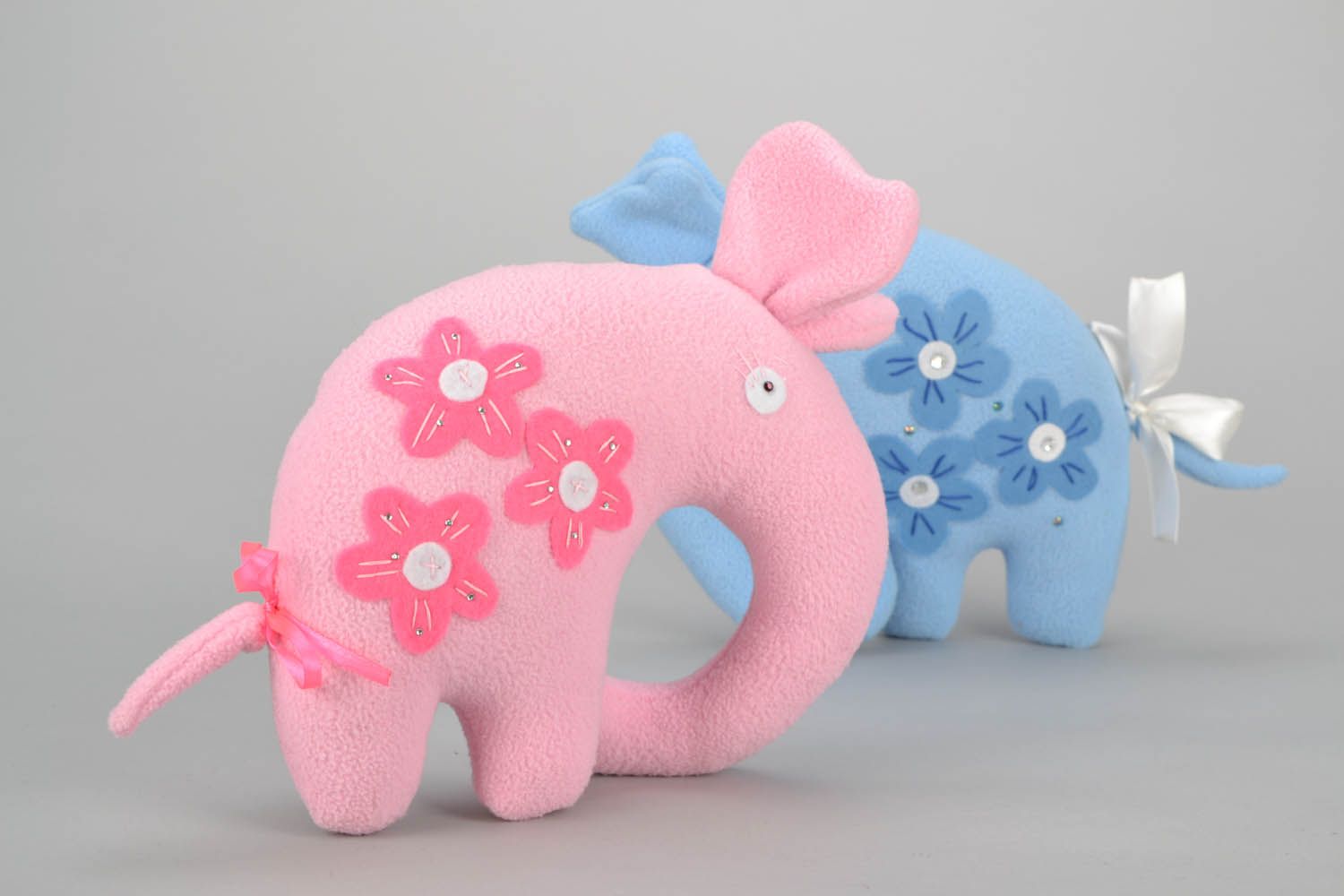 Brinquedo macio Elefante de cor rosa foto 1