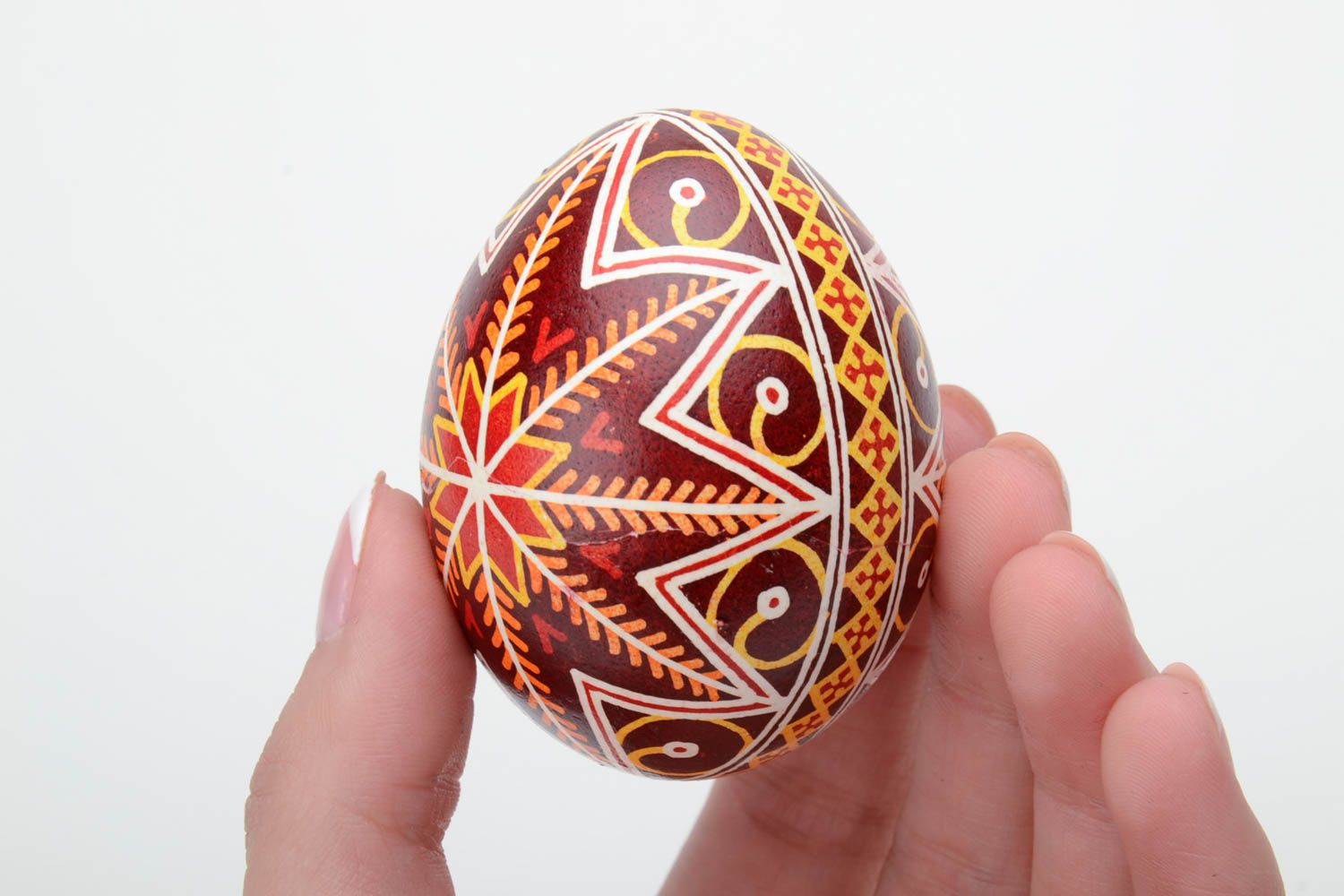 Huevo de Pascua pintado a mano con cera artesanal bonito vistoso  foto 5