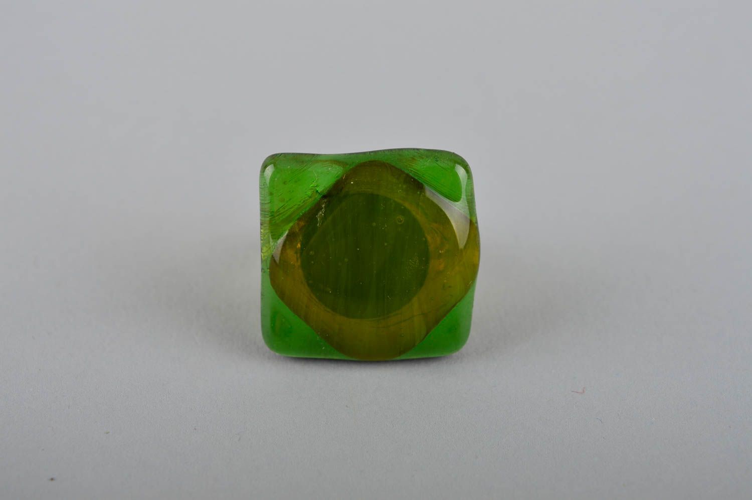 Bague carrée Bijou fait main en verre et métal verte originale Cadeau femme photo 2