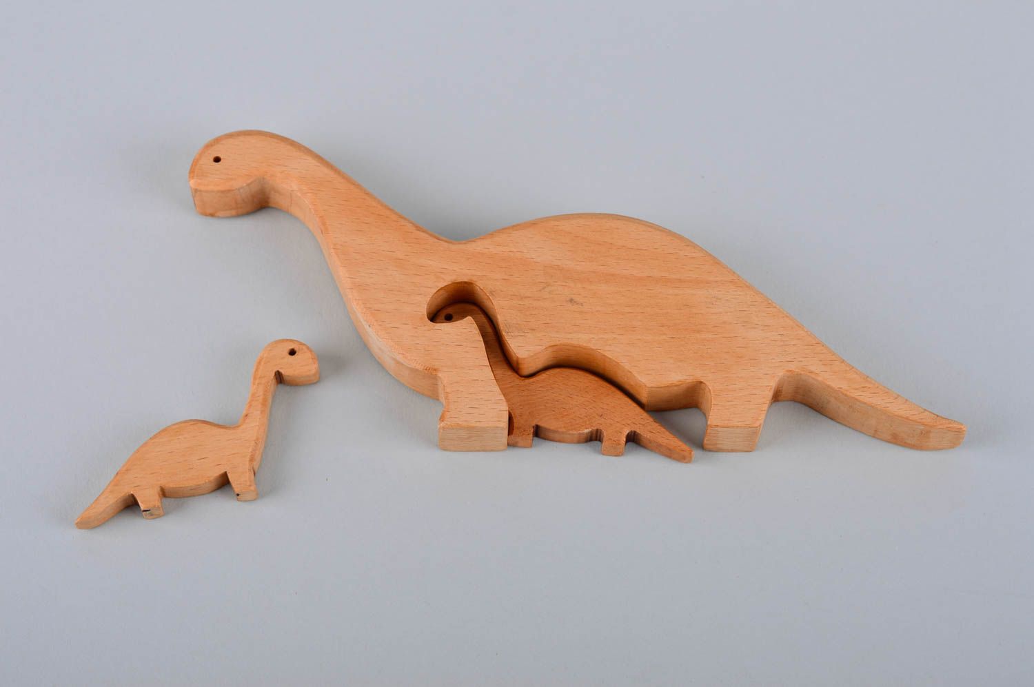 Handmade Spielzeug Holz Geschenk für Kinder Spielzeug aus Holz Dinofamilie foto 4
