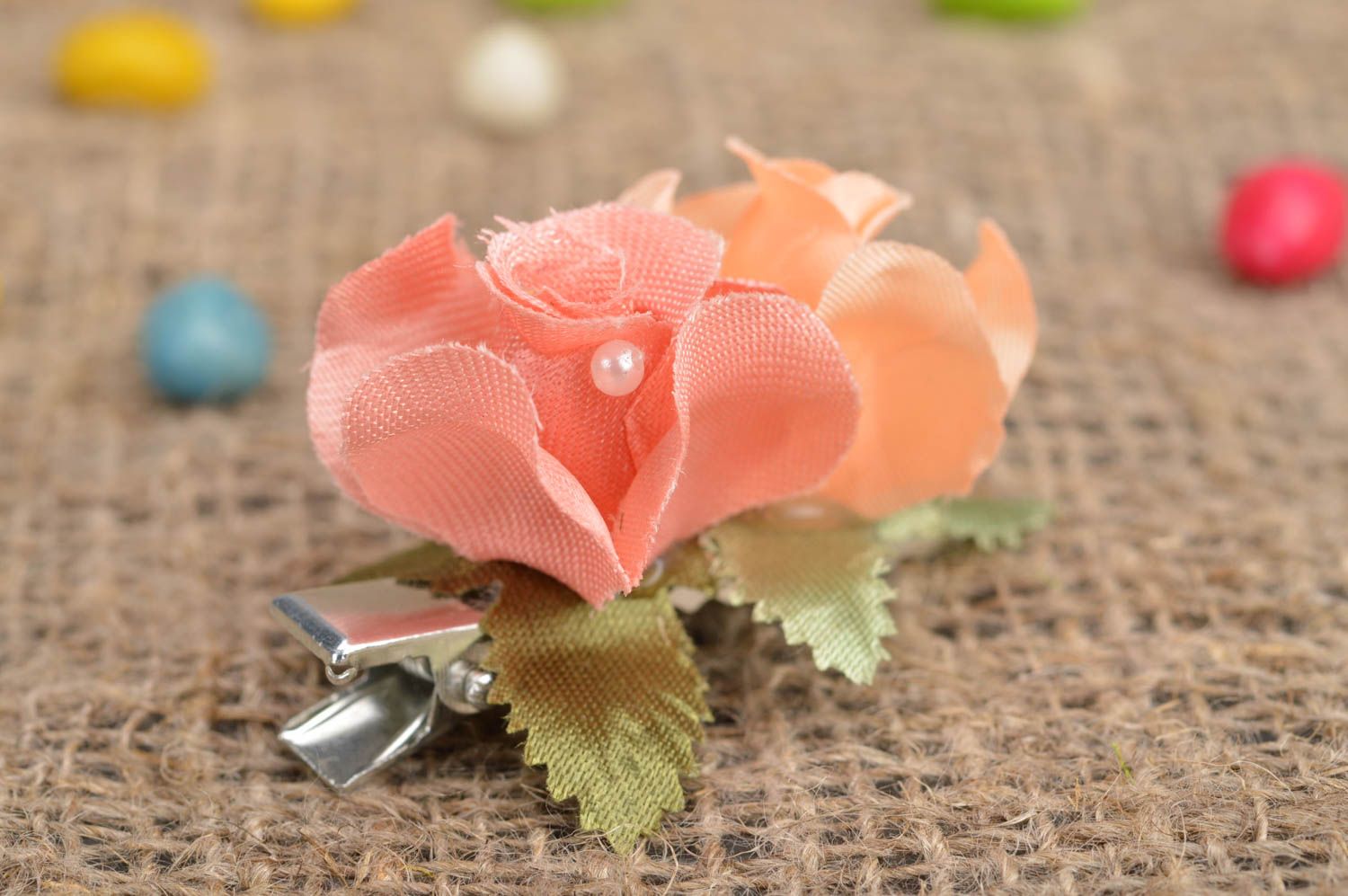 Tender hair clip made of artificial flowers for kids Cream colored roses photo 1