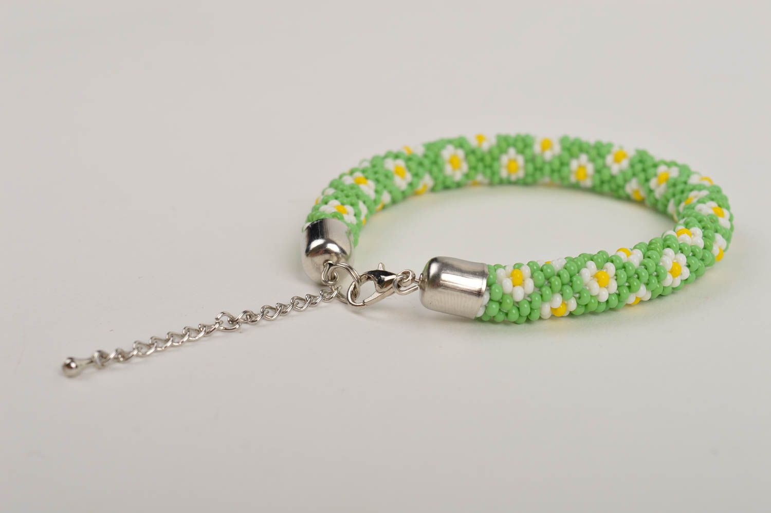Bracelet perles rocaille Bijou fait main vert à fleurs Accessoire femme photo 3