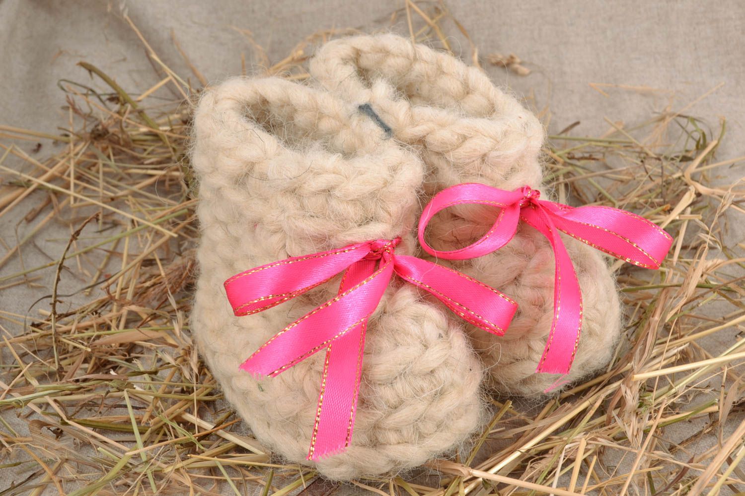 Pantuflas de lana infantiles con lacitos foto 1