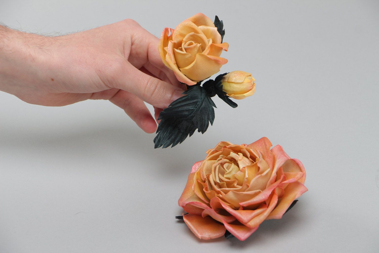 Set of 2 handmade floral accessories hair clip and brooch of tender peach color photo 5