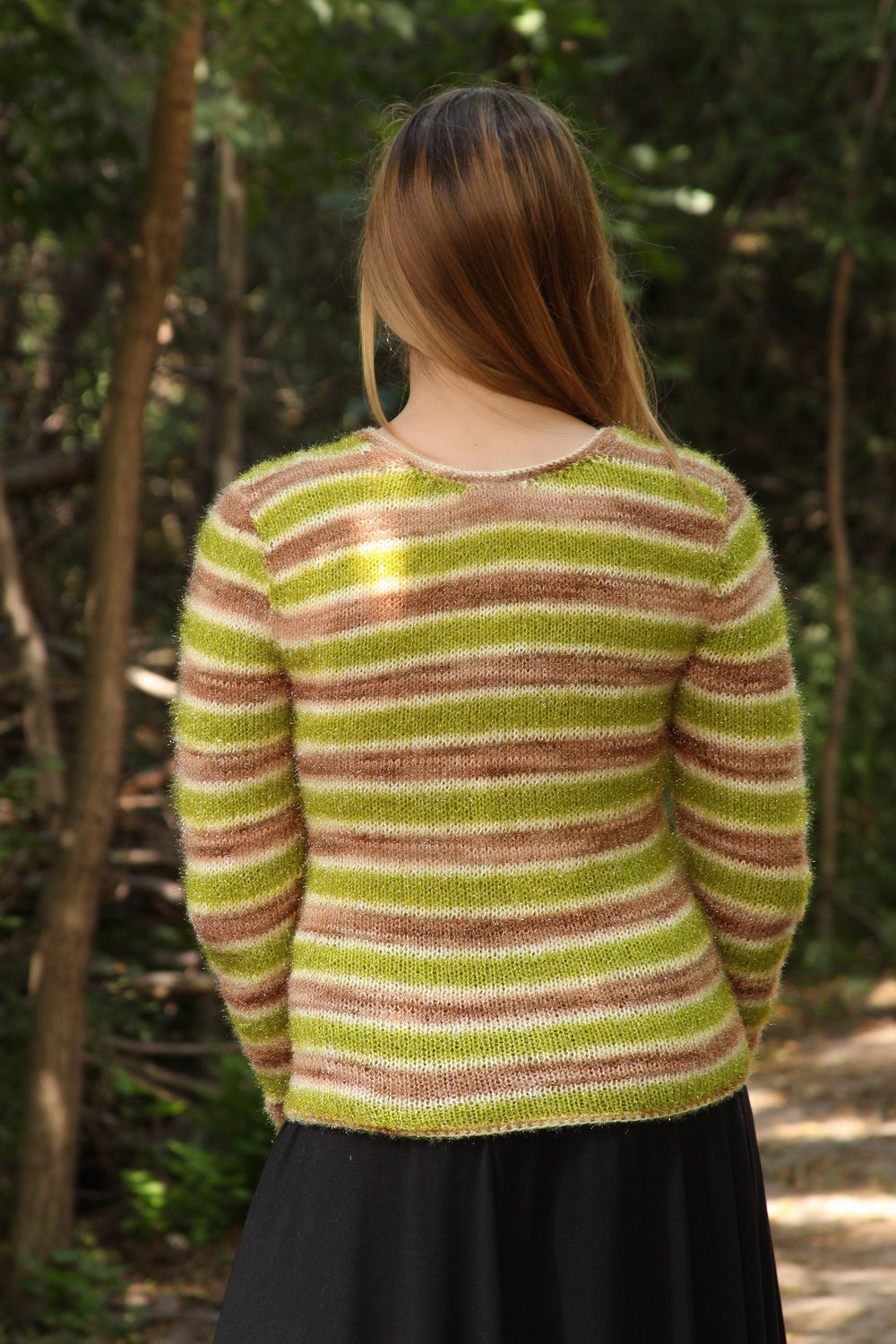 Pull tricoté en dentelle vert clair photo 3