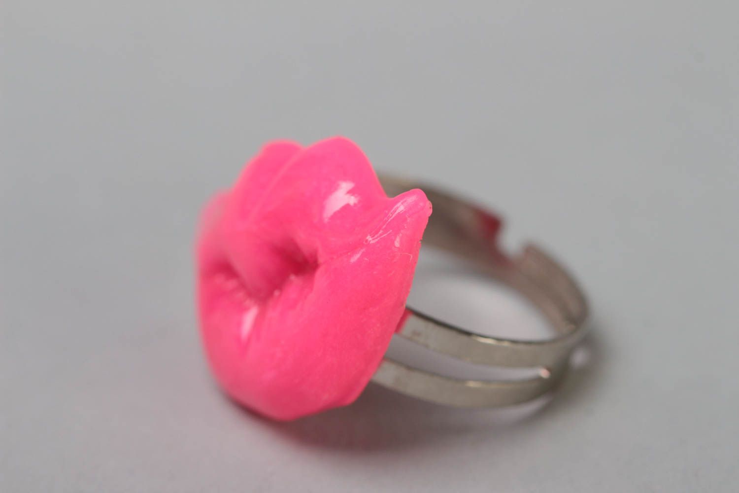 Handmade jewelry ring on metal basis with polymer clay bright pink lips top photo 3
