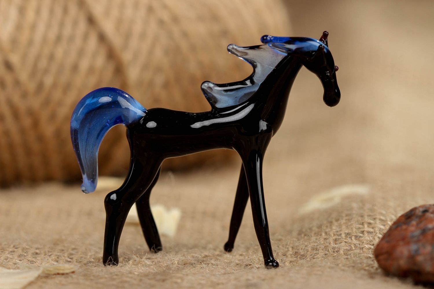 Лэмпворк фигурка из стекла Лошадь синяя фото 5