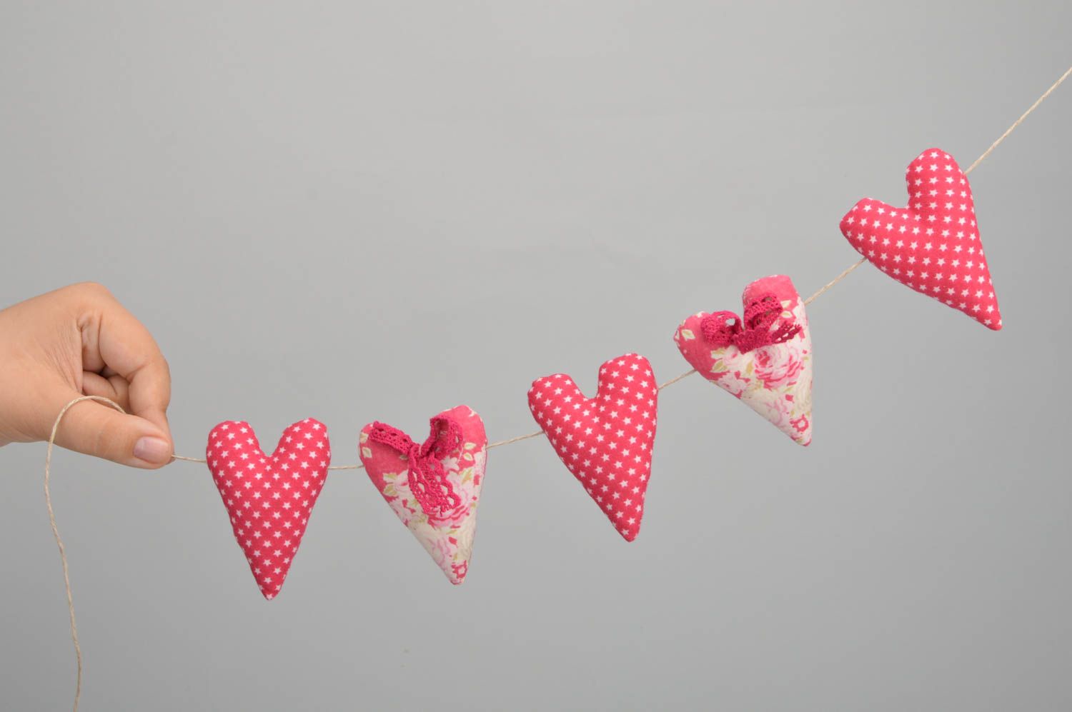 Set of 5 handmade fabric soft hearts interior hanging garland for home decor photo 3