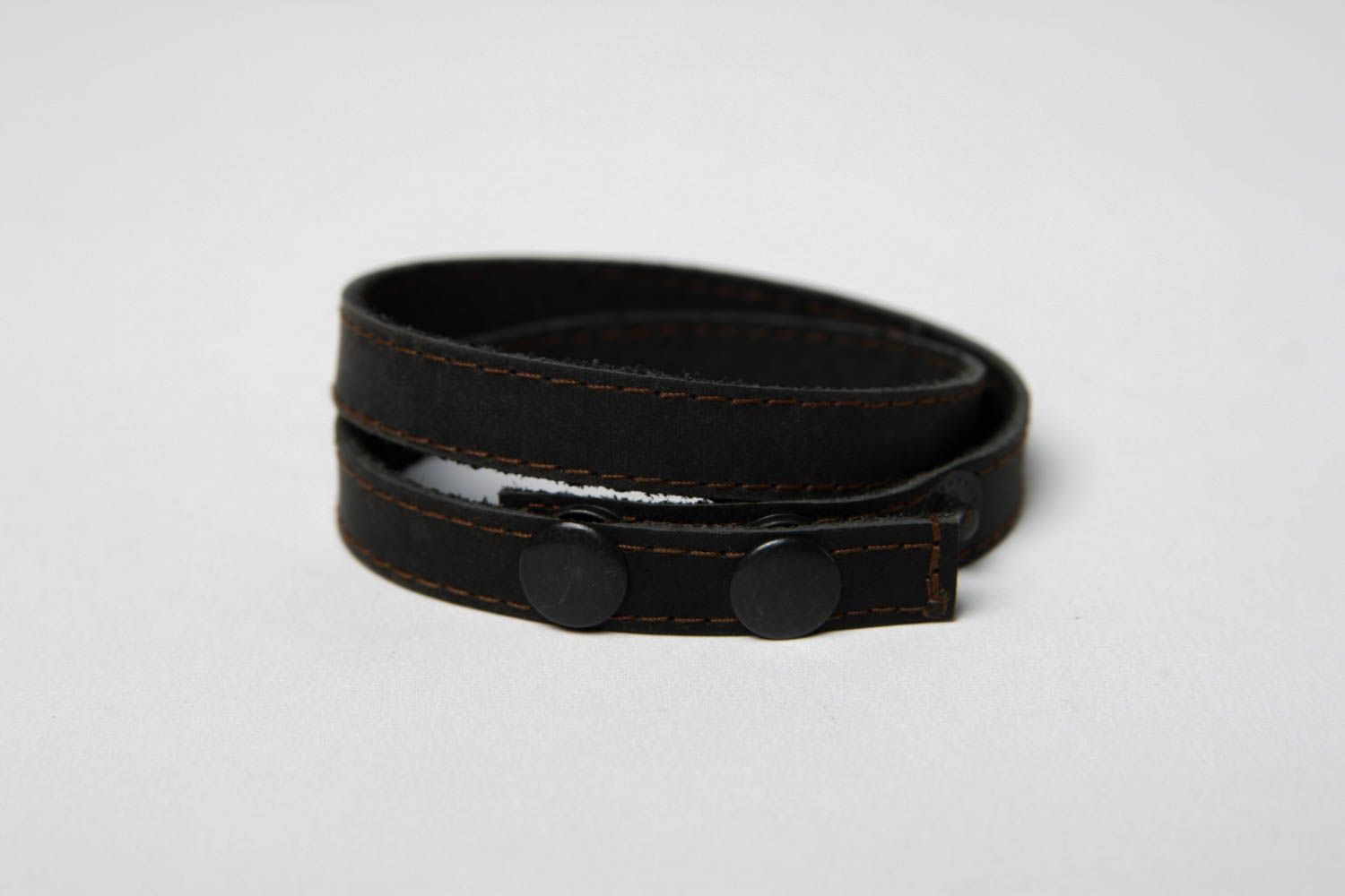 Bracelet cuir Bijoux fait main stylé noir design Accessoire femme cadeau photo 4
