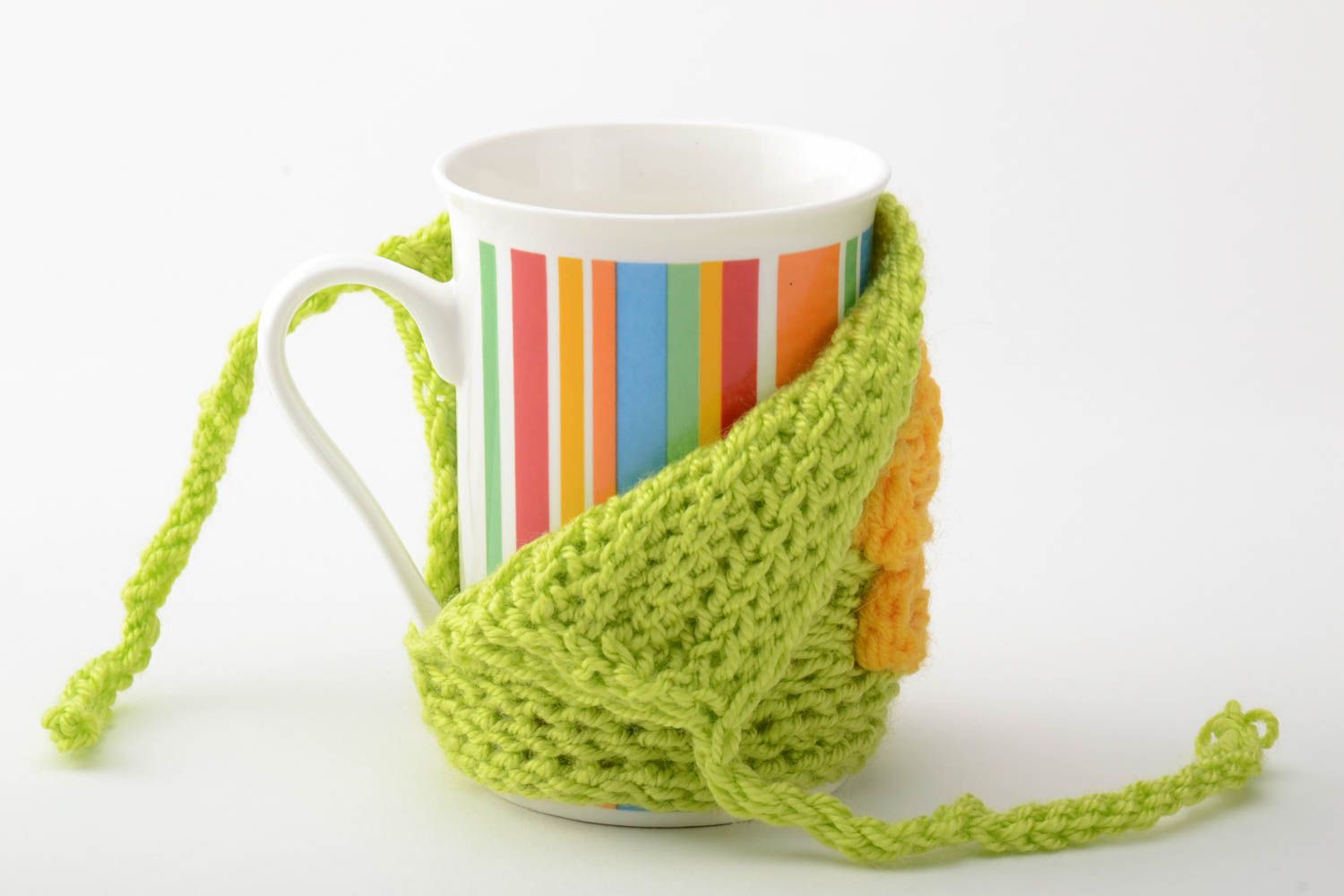 Mug avec housse tricotée verte avec fleur fait main cadeau original 30 cl photo 2