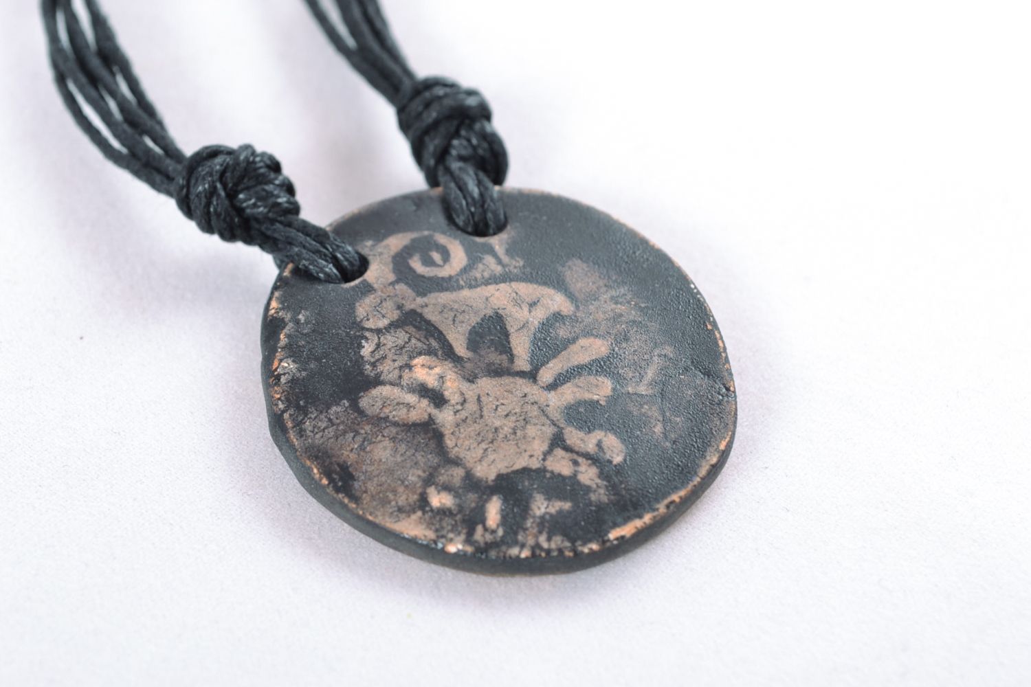 Round ceramic pendant with cord photo 3
