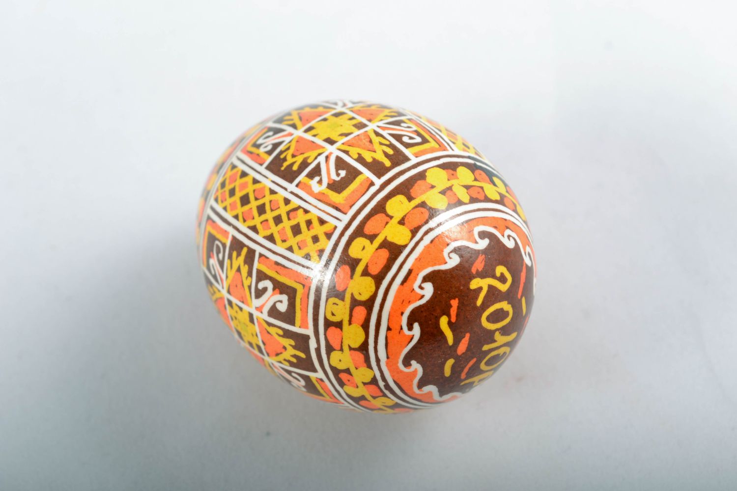 Easter egg painted with acrylics photo 4