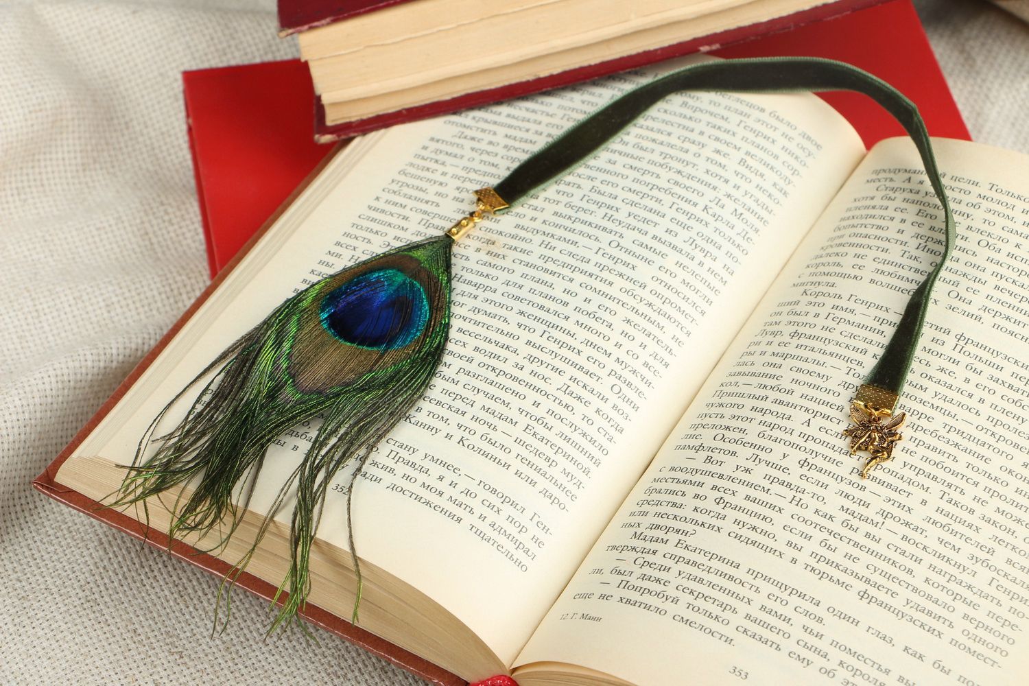 Bookmark Peacock Feather photo 1