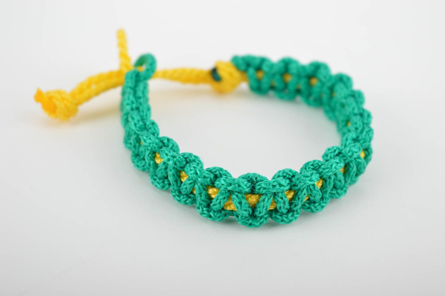 Браслет из шнурков браслет ручной работы зеленый с желтым плетеный браслет  фото 4
