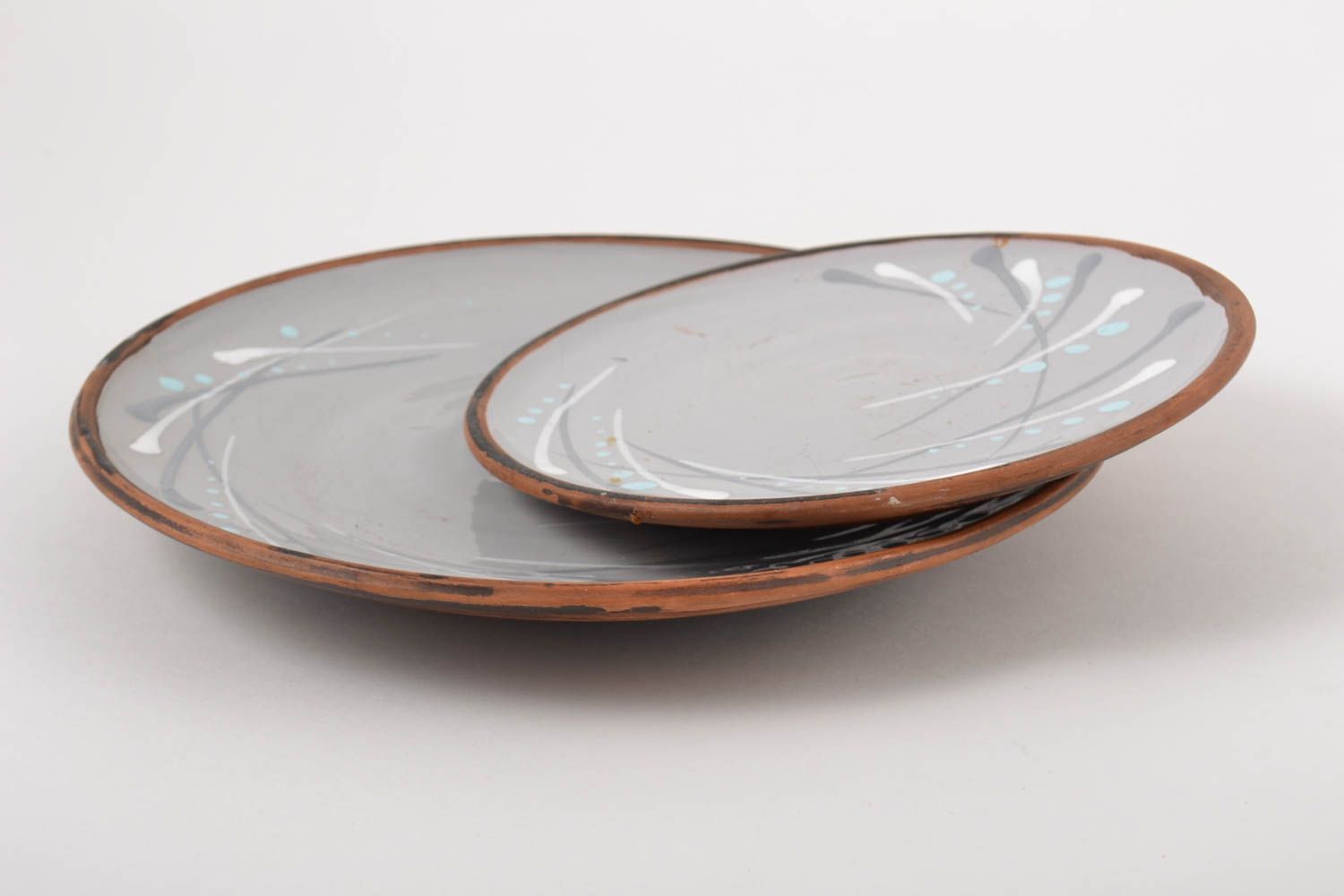 Platos de cerámica hechos a mano hermosos utensilios de cocina vajilla moderna foto 2