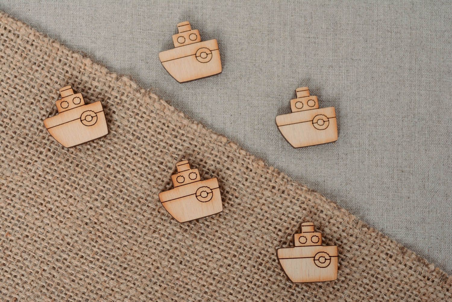 Blanks for creative work in the shape of  steamships photo 2