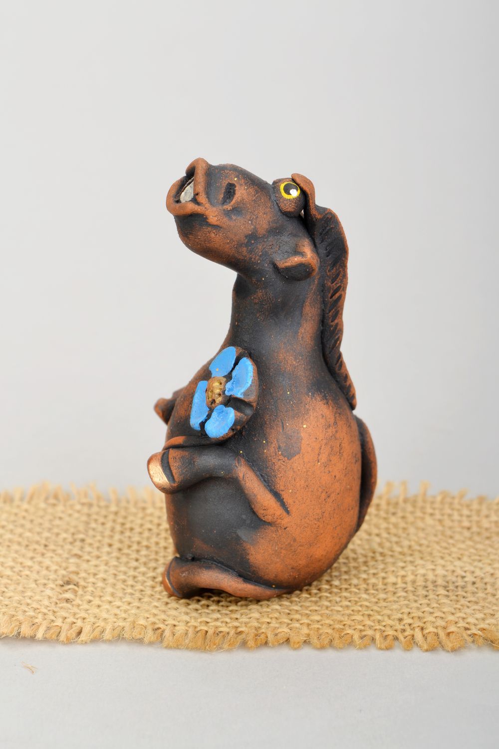 Ceramic figurine Horse with a Flower photo 1