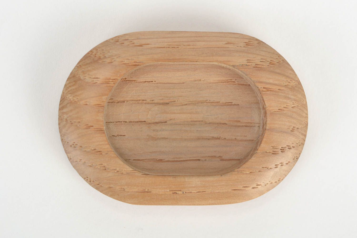 Fornitura para bisutería artesanal pieza en blanco ovalada de madera de roble  foto 1